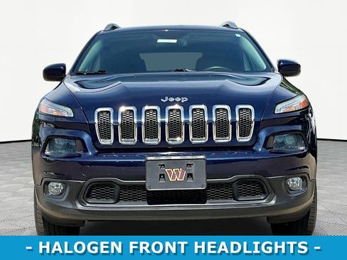 Used 2014 Jeep Cherokee Latitude AWD/4WD image 2