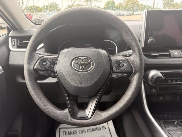 Used 2025 Toyota RAV4 LE AWD/4WD image 24