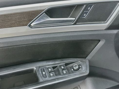 Used 2018 Volkswagen Atlas SE FWD image 15