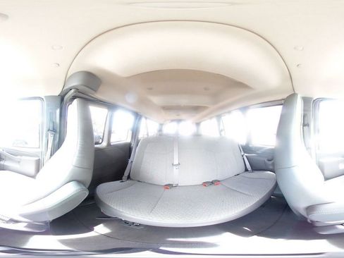 Used 2025 Chevrolet Express 3500 LT w/ LT Preferred Equipment Group RWD image 43