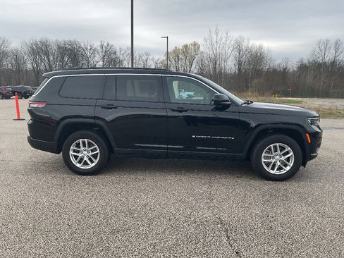 Used 2024 Jeep Grand Cherokee L Laredo w/ Luxury Tech Group I AWD/4WD image 4