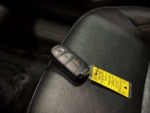 Used 2018 Jeep Compass Limited image 16