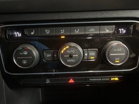 Certified 2023 Volkswagen Atlas Cross Sport SE image 21