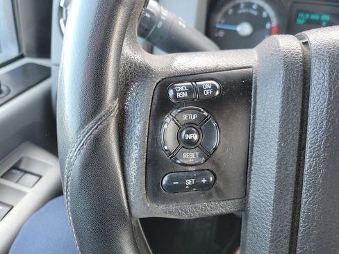 Used 2013 Ford F250 XLT w/ FX4 4X4 Off-Road Pkg image 16