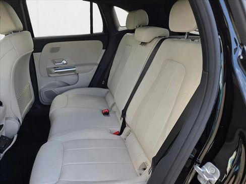 New 2026 Mercedes-Benz GLA 250 image 15