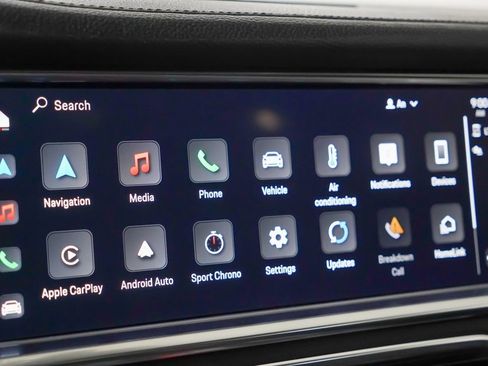 Used 2022 Porsche Panamera Platinum Edition image 29