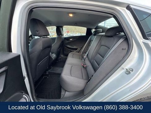 Used 2021 Chevrolet Malibu LS FWD image 9