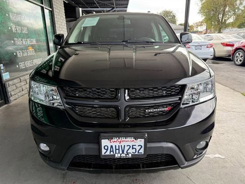 Used 2019 Dodge Journey SE w/ Premium Group image 12