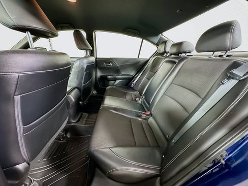Certified 2017 Honda Accord Sport image 4