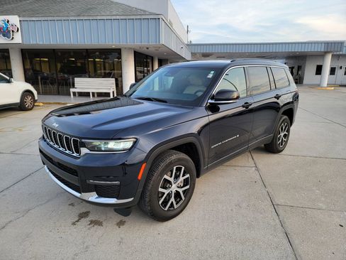 Used 2024 Jeep Grand Cherokee L Limited RWD image 1