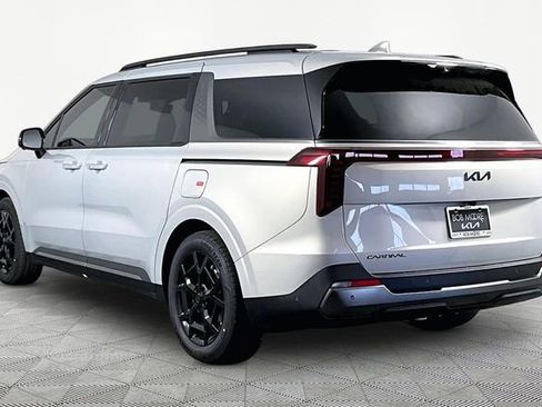 New 2026 Kia Carnival SX Prestige FWD image 4