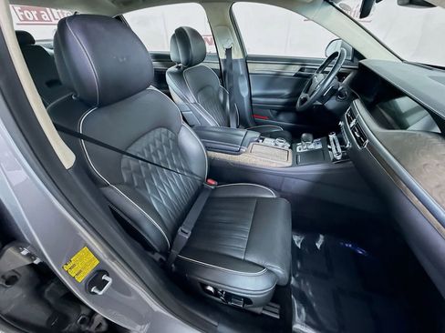 Used 2022 Genesis G90 3.3T Premium AWD/4WD image 33