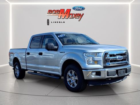 Used 2017 Ford F150 XLT w/ Trailer Tow Package AWD/4WD image 3