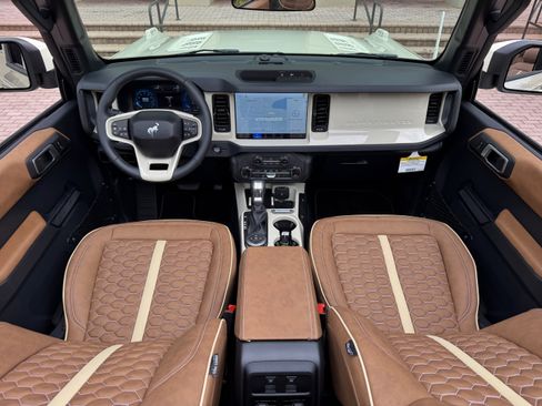 Used 2026 Ford Bronco Big Bend AWD/4WD image 34