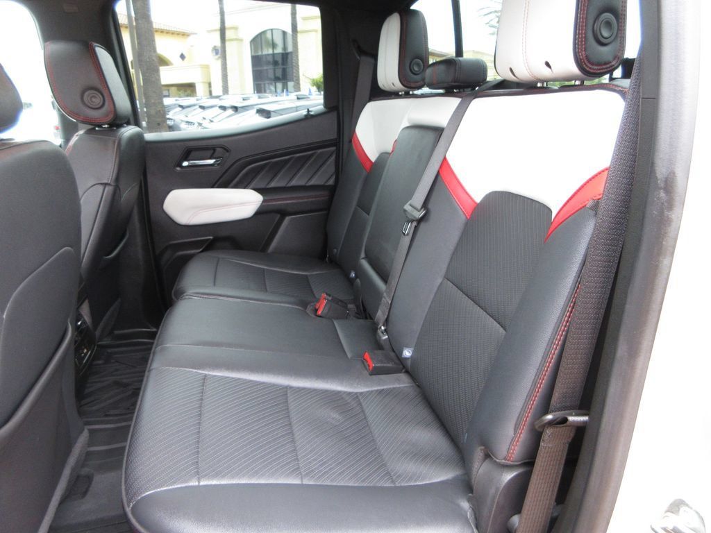 Used 2024 GMC Canyon AT4X AWD/4WD image 28
