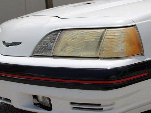 Used 1988 Ford Thunderbird RWD image 6
