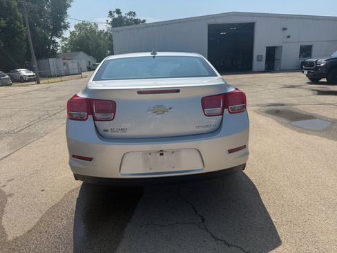Used 2015 Chevrolet Malibu LT FWD image 19
