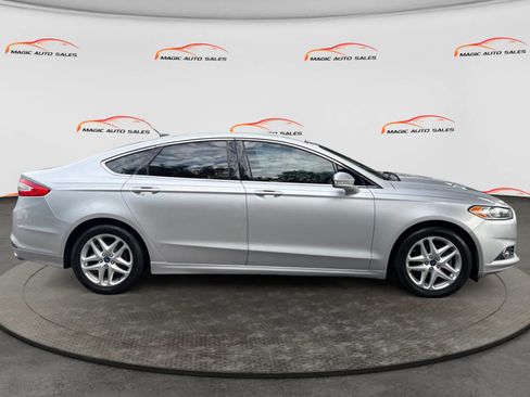 Used 2013 Ford Fusion SE FWD image 6