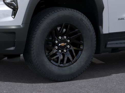 New 2026 Chevrolet Silverado EV LT AWD/4WD image 9