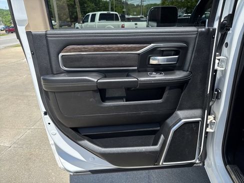 Used 2021 RAM 3500 Laramie AWD/4WD image 43