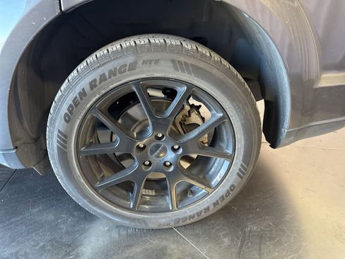 Used 2014 Dodge Journey SXT w/ Flexible Seating Group FWD image 9