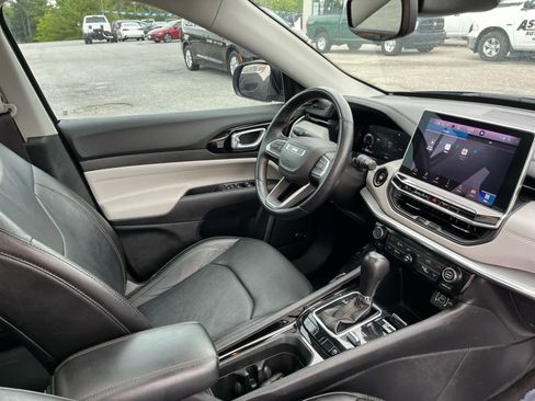 Used 2022 Jeep Compass Limited w/ Elite Group AWD/4WD image 39