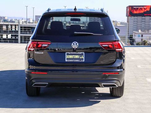 Used 2020 Volkswagen Tiguan S image 5