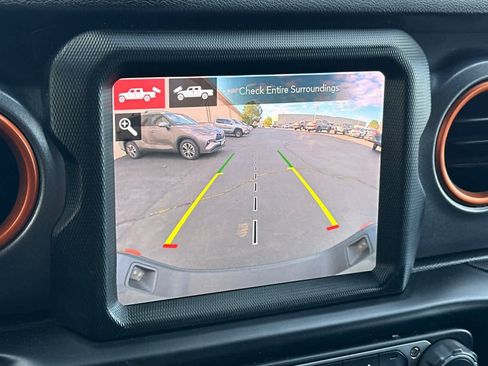 Used 2021 Jeep Gladiator Mojave AWD/4WD image 20