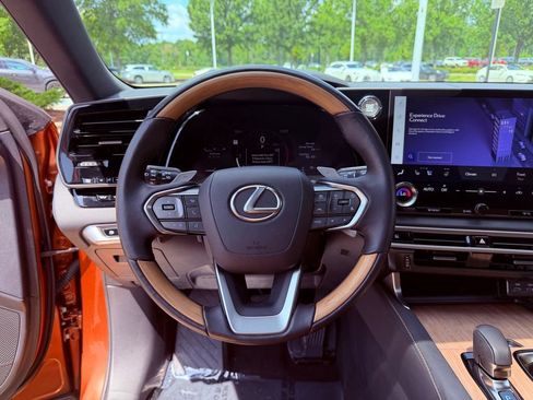 Certified 2025 Lexus RX 350 Premium w/ Accessory Package (Z1) FWD image 19