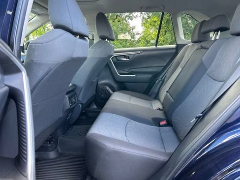 Used 2020 Toyota RAV4 XLE w/ Convenience Package AWD/4WD image 27
