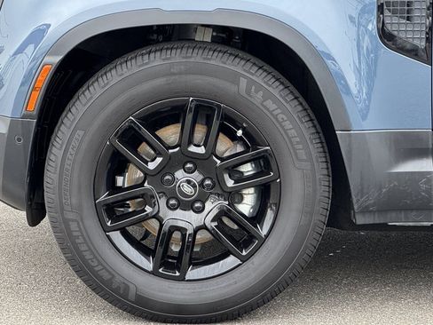 Used 2023 Land Rover Defender 110 S image 33