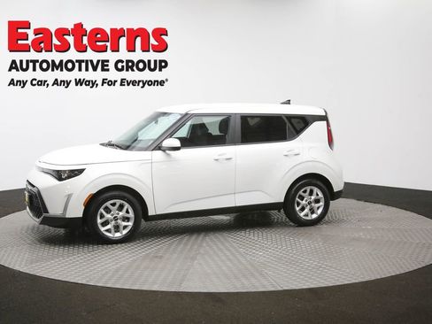 Used 2024 Kia Soul LX w/ Option Group 015 image 74