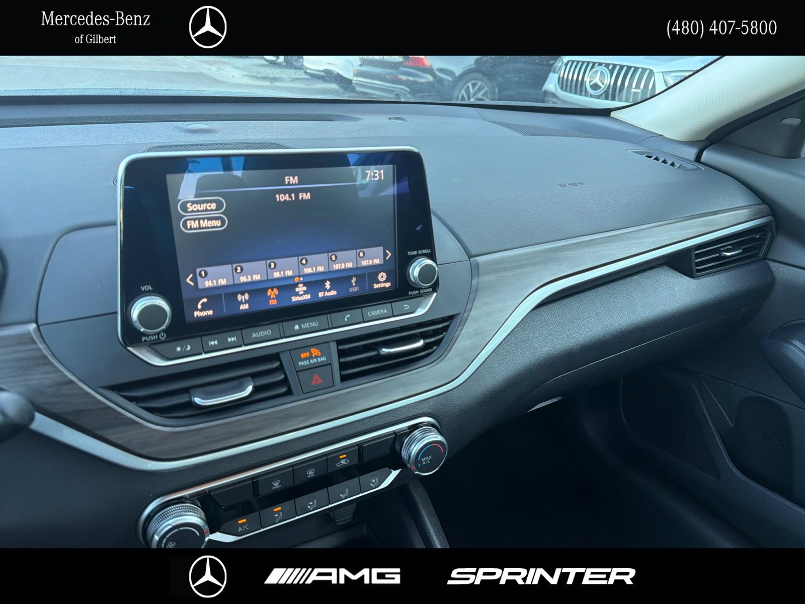 Used 2025 Nissan Altima 2.5 SV FWD image 23