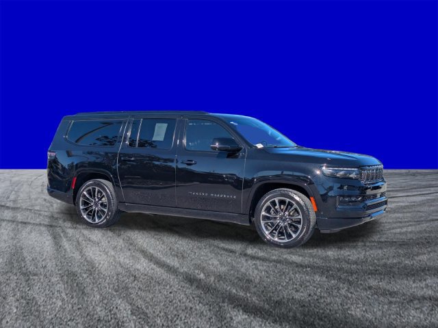 Used 2025 Jeep Grand Wagoneer L Series III w/ Quick Order Packagew 28T AWD/4WD image 2