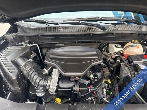 Used 2022 Chevrolet Blazer RS image 17