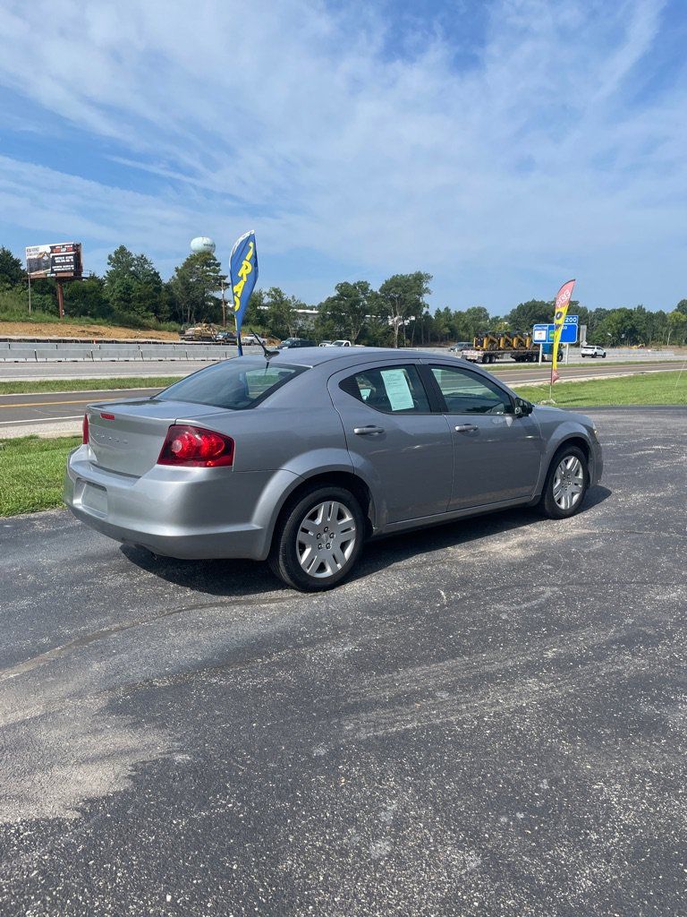 Used 2013 Dodge Avenger SE FWD image 5