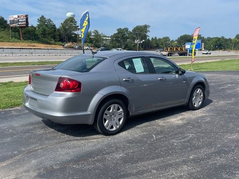 Used 2013 Dodge Avenger SE FWD image 5