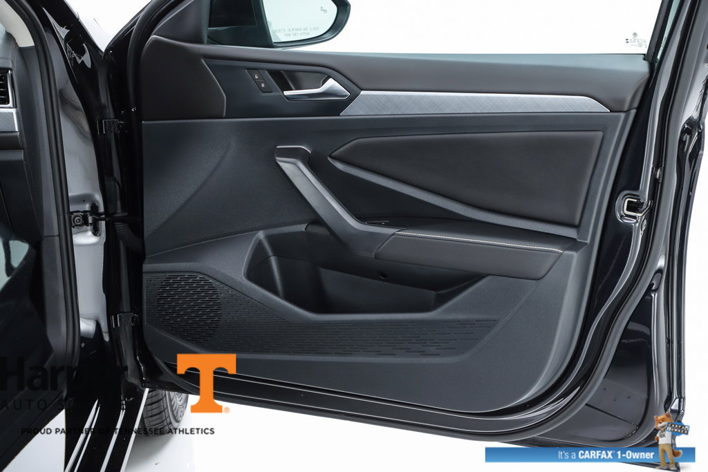 Used 2024 Volkswagen Jetta SE w/ Panoramic Sunroof Package FWD image 68