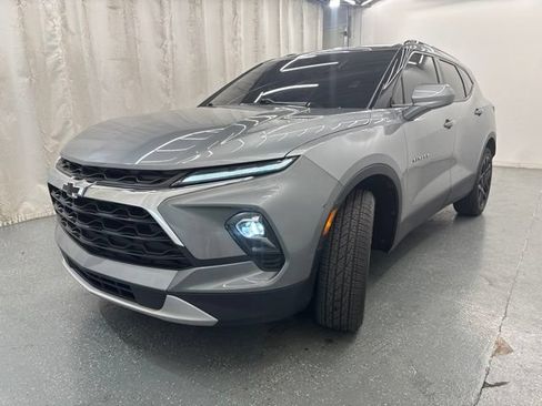 Used 2023 Chevrolet Blazer LT w/ Convenience Package FWD image 5