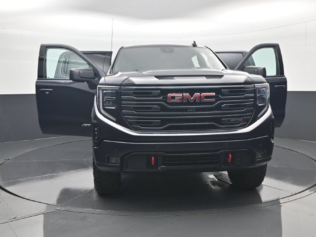 Used 2023 GMC Sierra 1500 AT4 w/ AT4 Premium Package AWD/4WD image 31