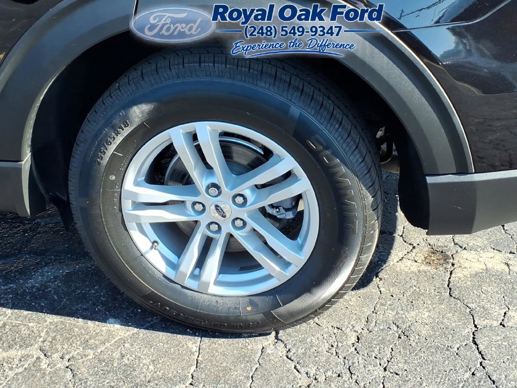 Certified 2023 Ford Explorer XLT w/ Equipment Group 202A AWD/4WD image 34