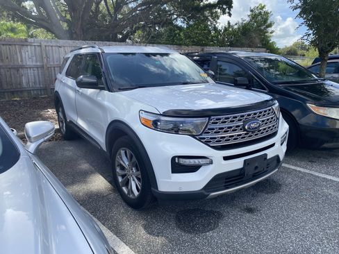 Used 2022 Ford Explorer Limited AWD/4WD image 15
