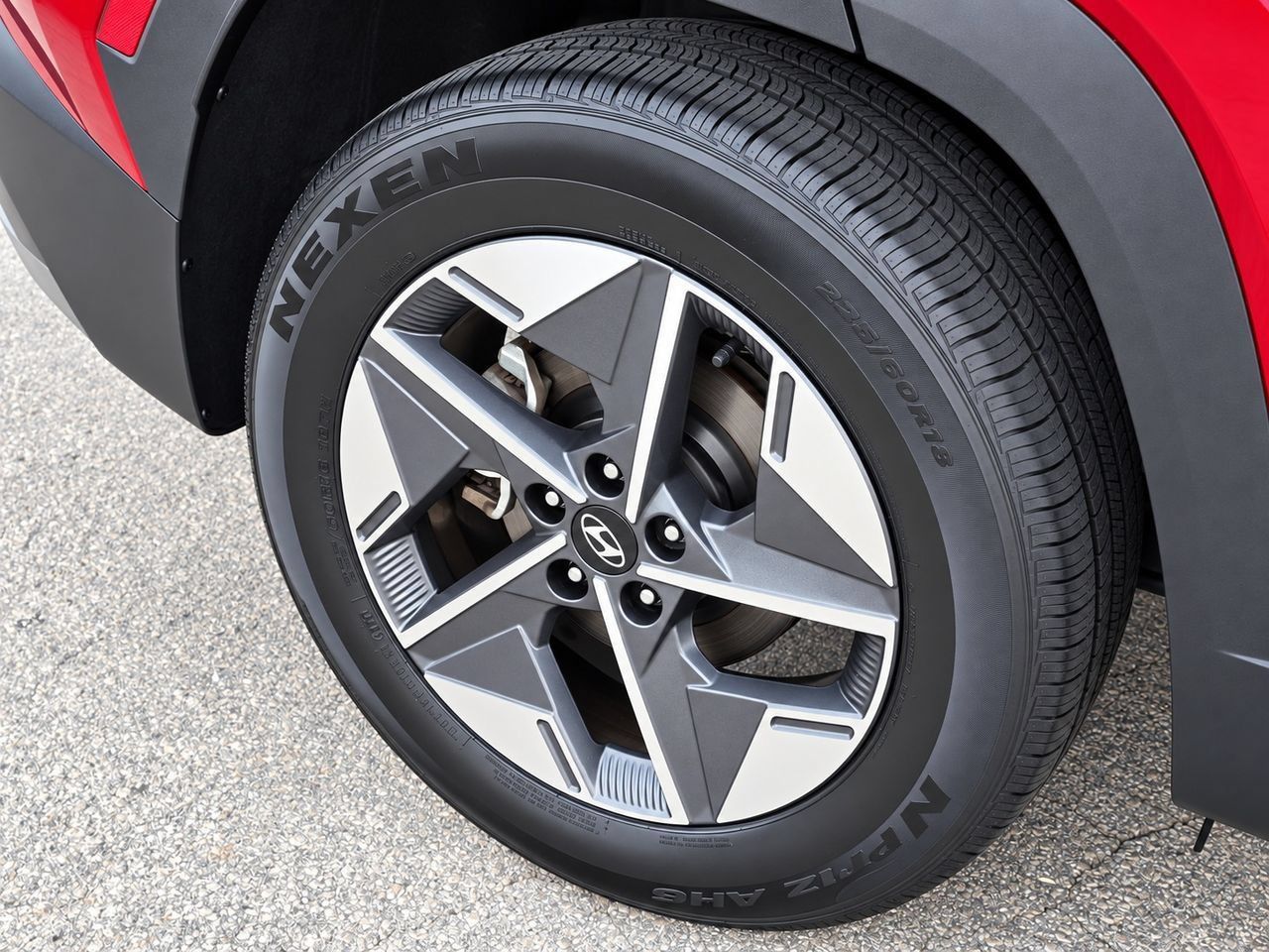 Used 2025 Hyundai Tucson SEL FWD image 9