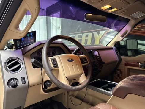 Used 2011 Ford F250 King Ranch w/ King Ranch w/Chrome Pkg AWD/4WD image 5