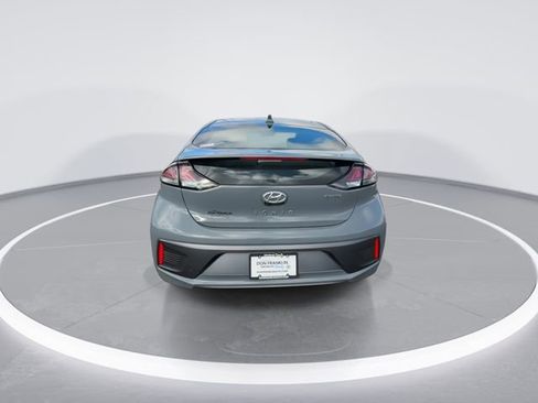 Used 2021 Hyundai Ioniq SE image 7