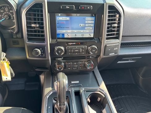 Used 2018 Ford F150 XLT w/ Equipment Group 302A Luxury AWD/4WD image 22
