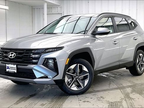 New 2026 Hyundai Tucson SEL image 2