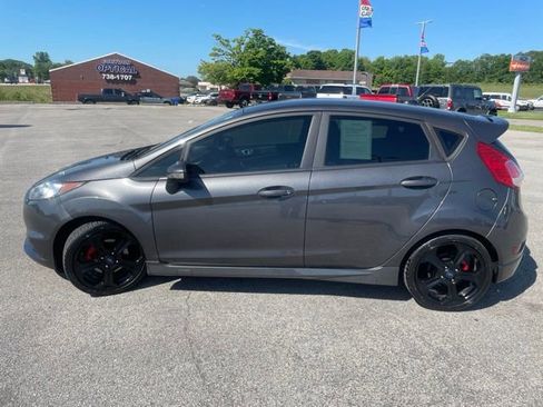 Used 2018 Ford Fiesta ST FWD image 5
