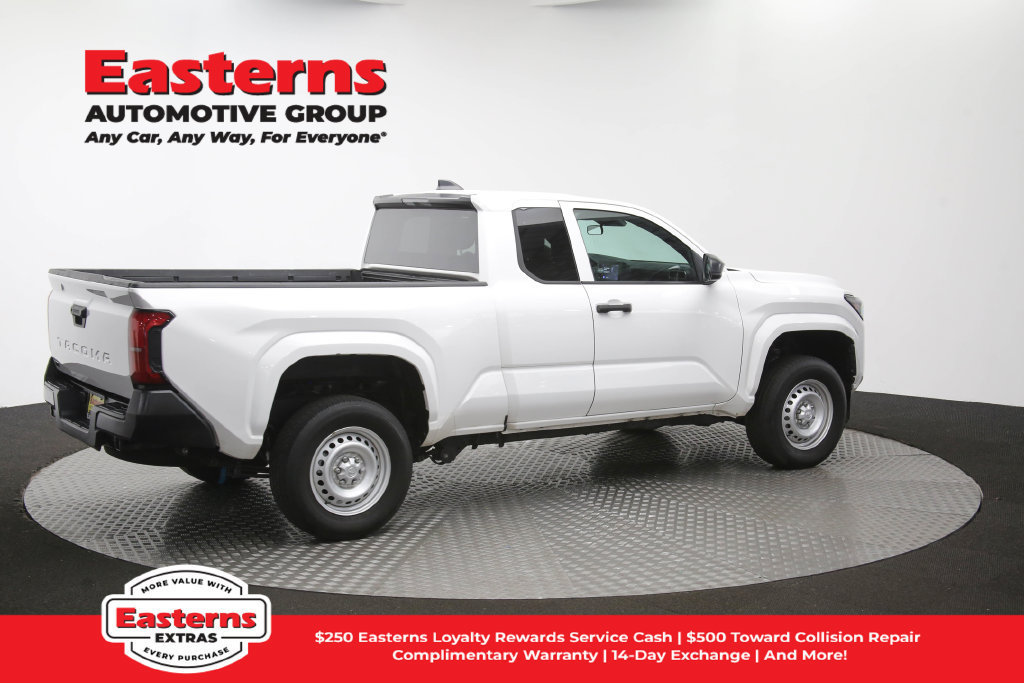 Used 2024 Toyota Tacoma SR RWD image 39