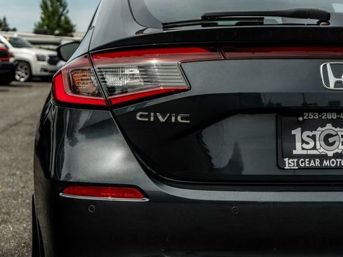 Used 2023 Honda Civic Sport Touring image 9
